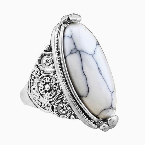 White Turquoise Handmade Indian Ring - Picture 6 of 9